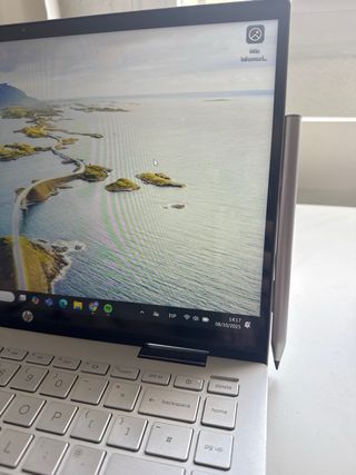 HP Pavilion x360 Convertible Plata