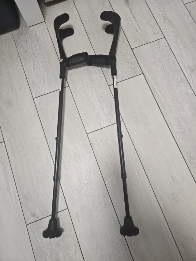 KMINA Stampelle Ortopediche Regolabili Imbottite