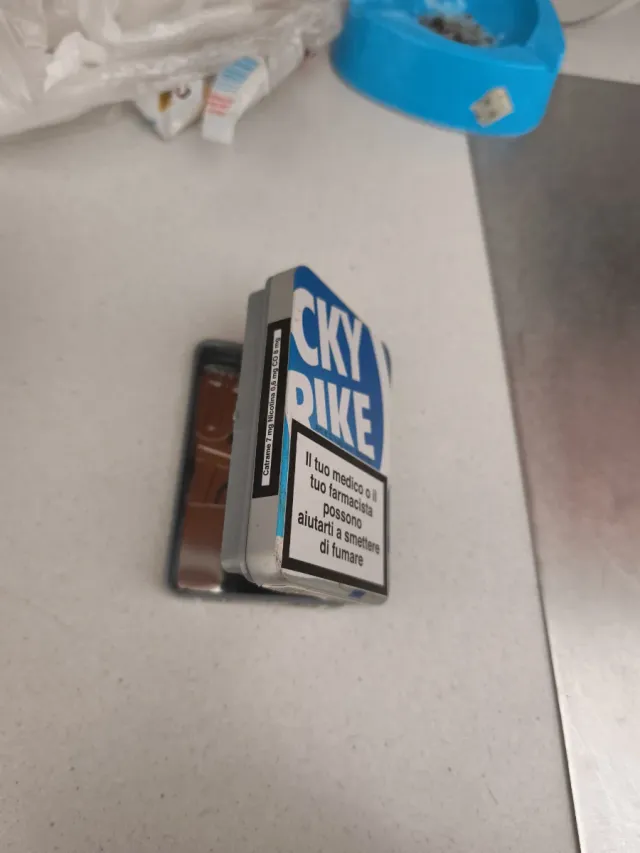 Contenitore Lucky Strike Serie Limitata