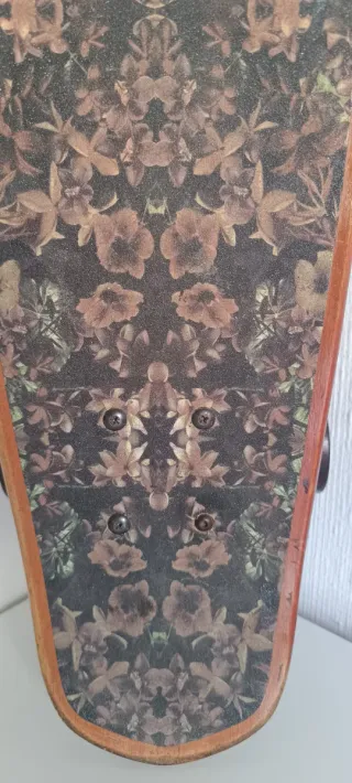 Globe Penny Skateboard 7 capas