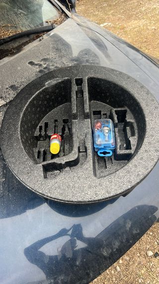 Corcho porta herramientas Toyota Avensis