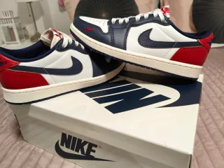 Nike Air Jordan 1 Low OG Howard University T41