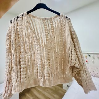Jersey marca 'Algo Bonito' color Beige Talla Única