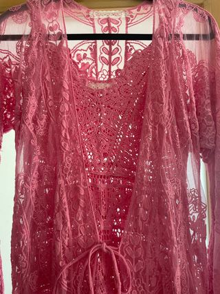 Conjunto Vestido y Kimono Encaje Rosa

