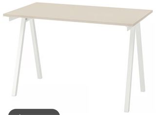 Mesa de estudio gris y blanca TROTTEN de Ikea