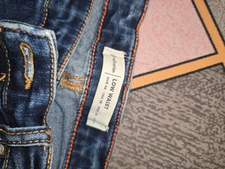 Pantalón vaquero mujer desgastado