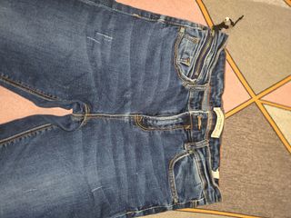 Pantalón vaquero mujer desgastado