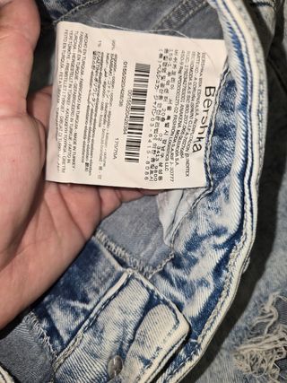 Pantalón vaquero mujer desgastado