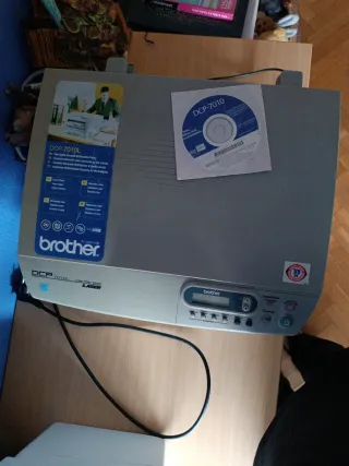 Impresora Escáner Láser Brother DCP-7010L