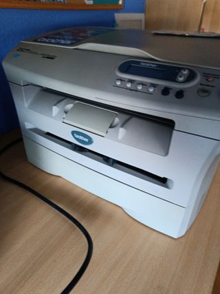 Impresora Escáner Láser Brother DCP-7010L