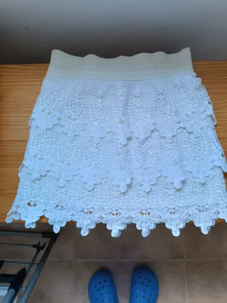 Minifalda de encaje blanco Talla M