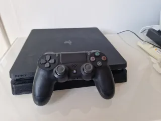 PS4 Slim 500GB Negra
