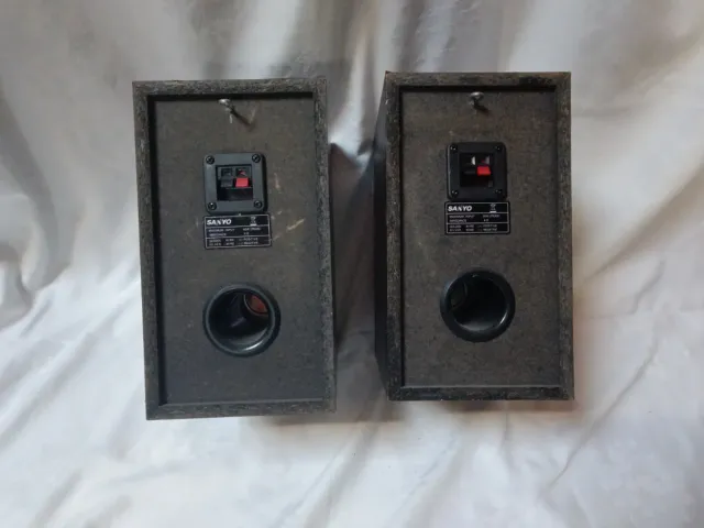 Colunas Sanyo Preto 60w