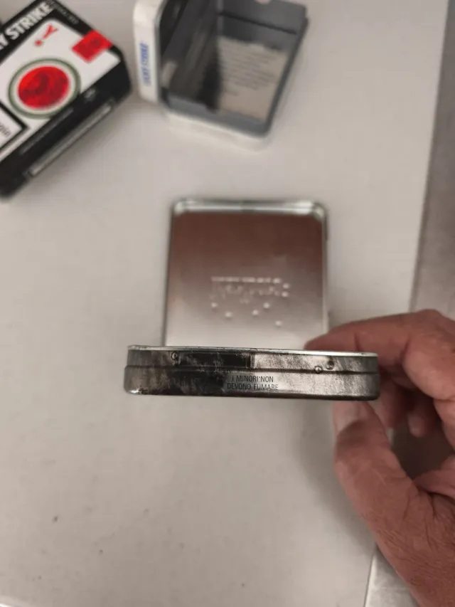 Contenitore Marlboro Metallo Serie Limitata