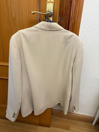 Chaqueta Lasarte Beige
