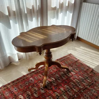 Tavolo vintage in legno