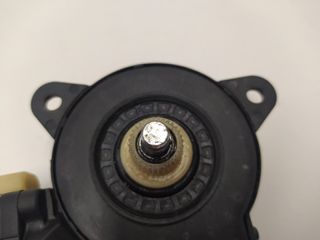 MOTOR ELEVALUNAS DELANTERO DERECHO para FORD FIESTA (CBK) 2001 113819