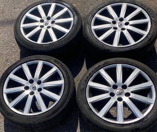 Llantas 18 Toyota Avensis 2015 Originales