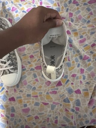 Zapatos Dior B23 Originales
precio negociable 