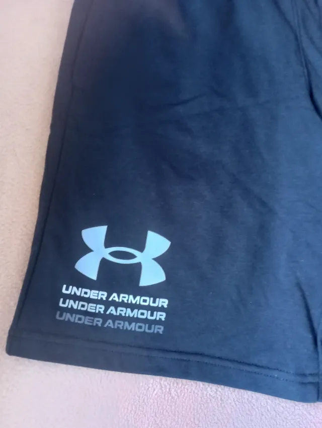Pantalón corto de hombre  Under Armour S