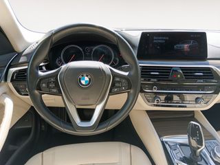 BMW Serie 5 520d Luxury Line