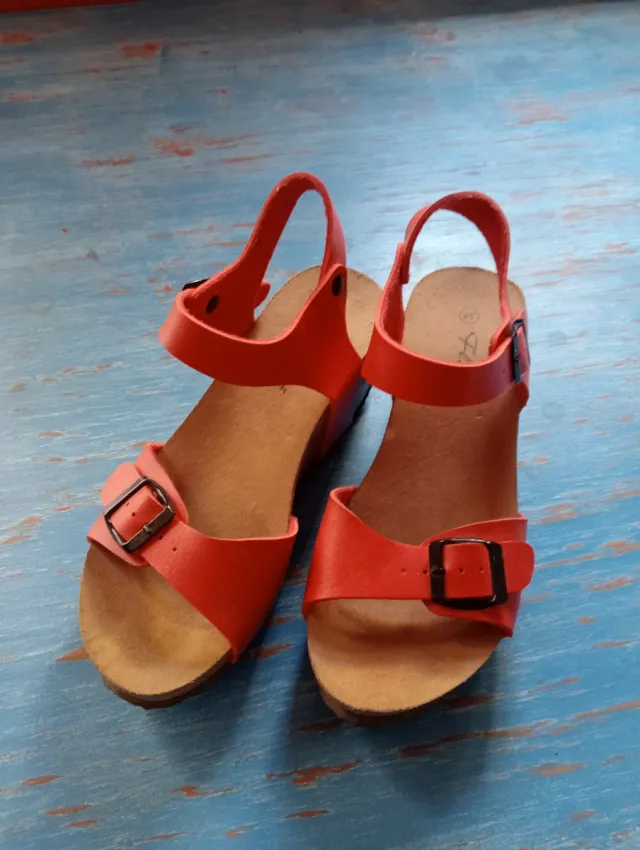 Sandalias Rojas