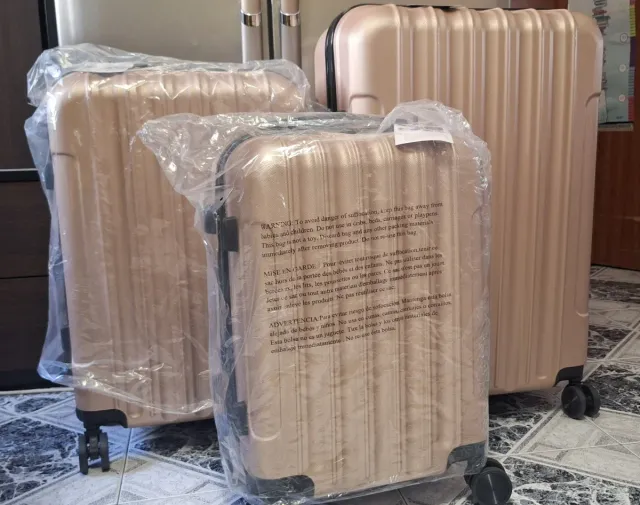 Maletas de viaje 3pzs 28,24 y 20 pulgadas caqui