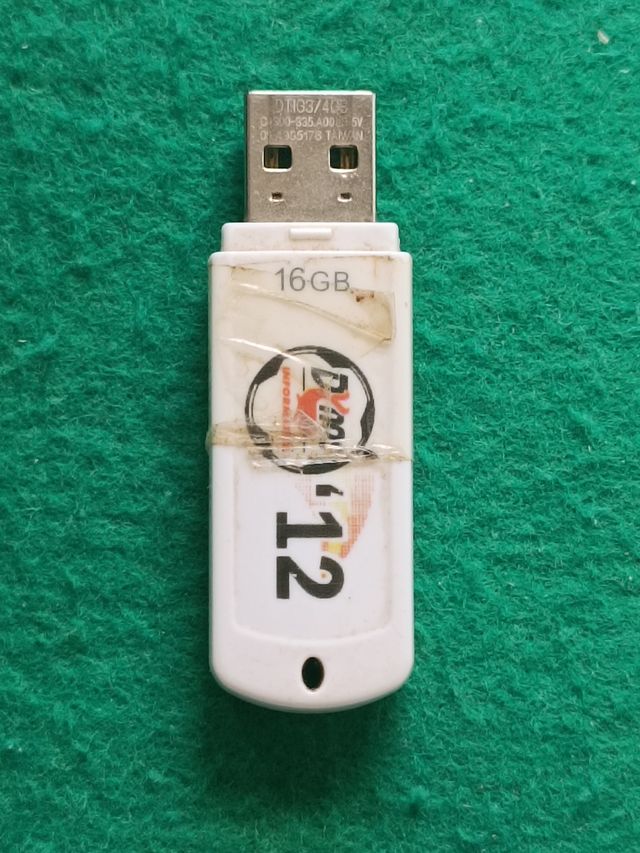 Pendrive USB 16GB - Ideal para Música