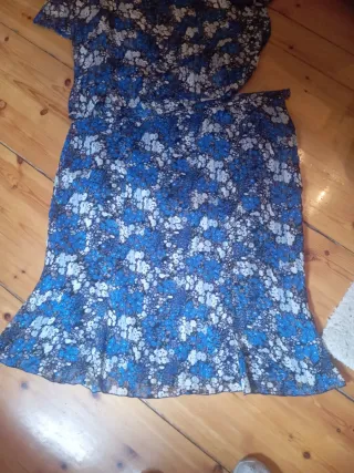 Conjunto falda y blusa estampado floral