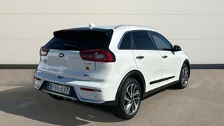 Kia Niro 1.6 GDI HYBRID EMOTION 141 5P