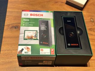 Bosch medidor láser Zamo en Caja prémium (3a GEN)
