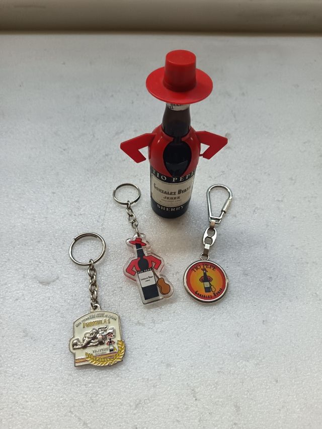 SET MINI BOTTIGLIA TÍO PEPE+PORTACHIAVI ORIGINALI