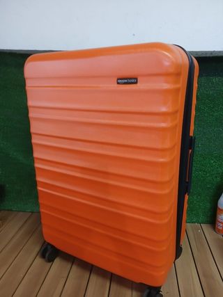 Maleta rígida Amazon Basics 78 cm naranja