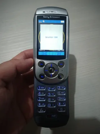 Sony Ericsson S700i Grigio/Argento