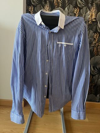 Dos Camisas Di-bye Azul muy exclusivas 