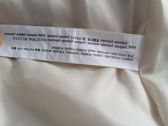 Parka blanca Stradivarius Talla XS