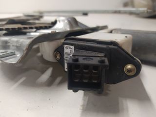 ELEVALUNAS DELANTERO DERECHO para TOYOTA COROLLA (E12) 2003 113847