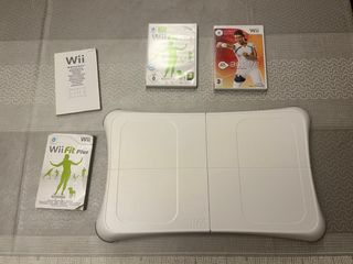 Wii Balance Board + Wii Fit