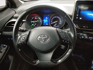 Toyota C-HR Hybrid Advance