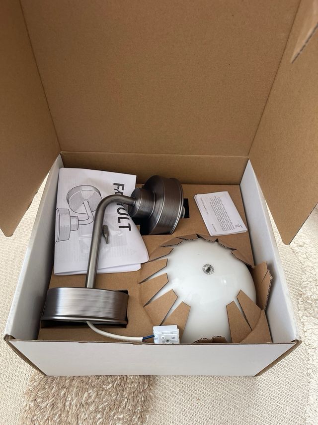 Lámpara de pared Ikea FRUHULT. 2 unidades