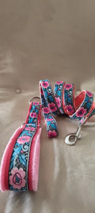 Set Guinzaglio e Collare Cane Floreale