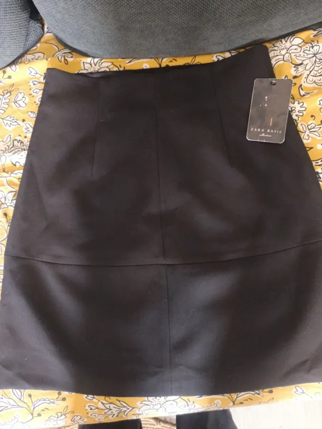 Falda Zara Básica Negra Talla M Nueva