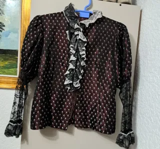 Vestido Baturra Talla XS, la chica es adolescente 