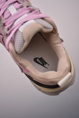 Zapatillas Nike V2K Run Rosa y Plata