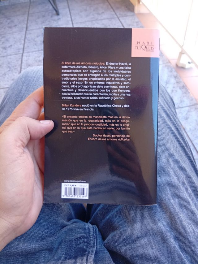 El libro de los amores ridículos (Maxi) (Spanis...