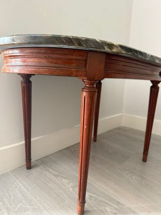Mesa antigua madera y mármol