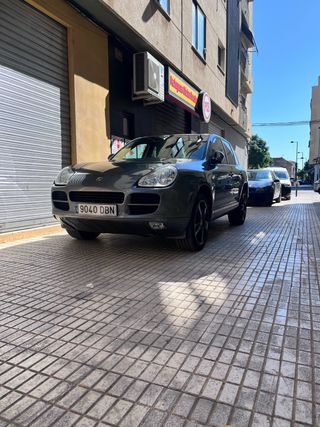 Porsche Cayenne v6 