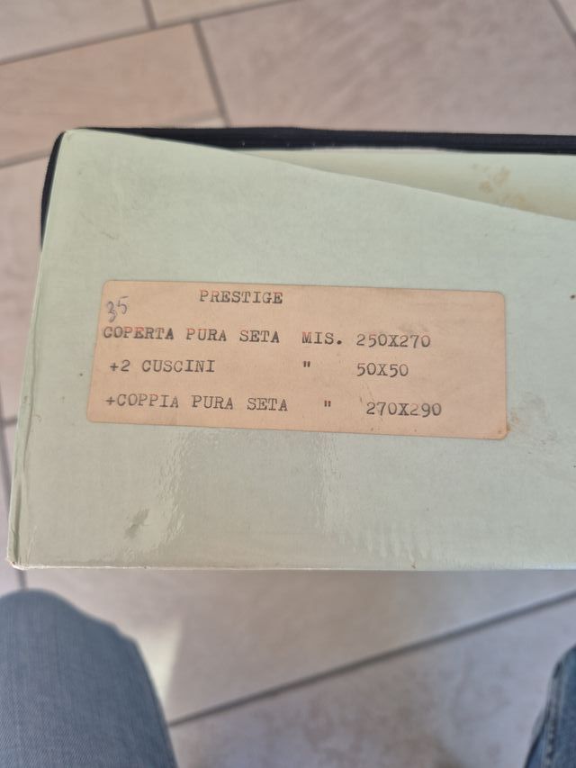 Parure letto in pura seta da corredo