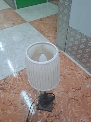 Lampara de mesa