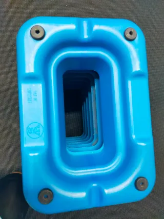 Step Sport World bases.